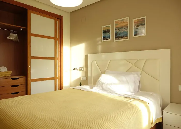 Rooms-shared Flat * Valencia
