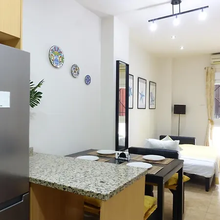 Rooms-shared Flat * Valensiya