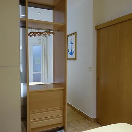 Quarto em Acomodações Particulares Rooms-shared Flat *